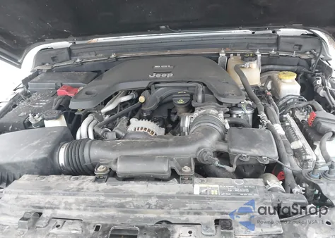 2019 Jeep Wrangler Unlimited Moab 4X4 from USA, damaged, VIN 1C4HJXEG2KW514530